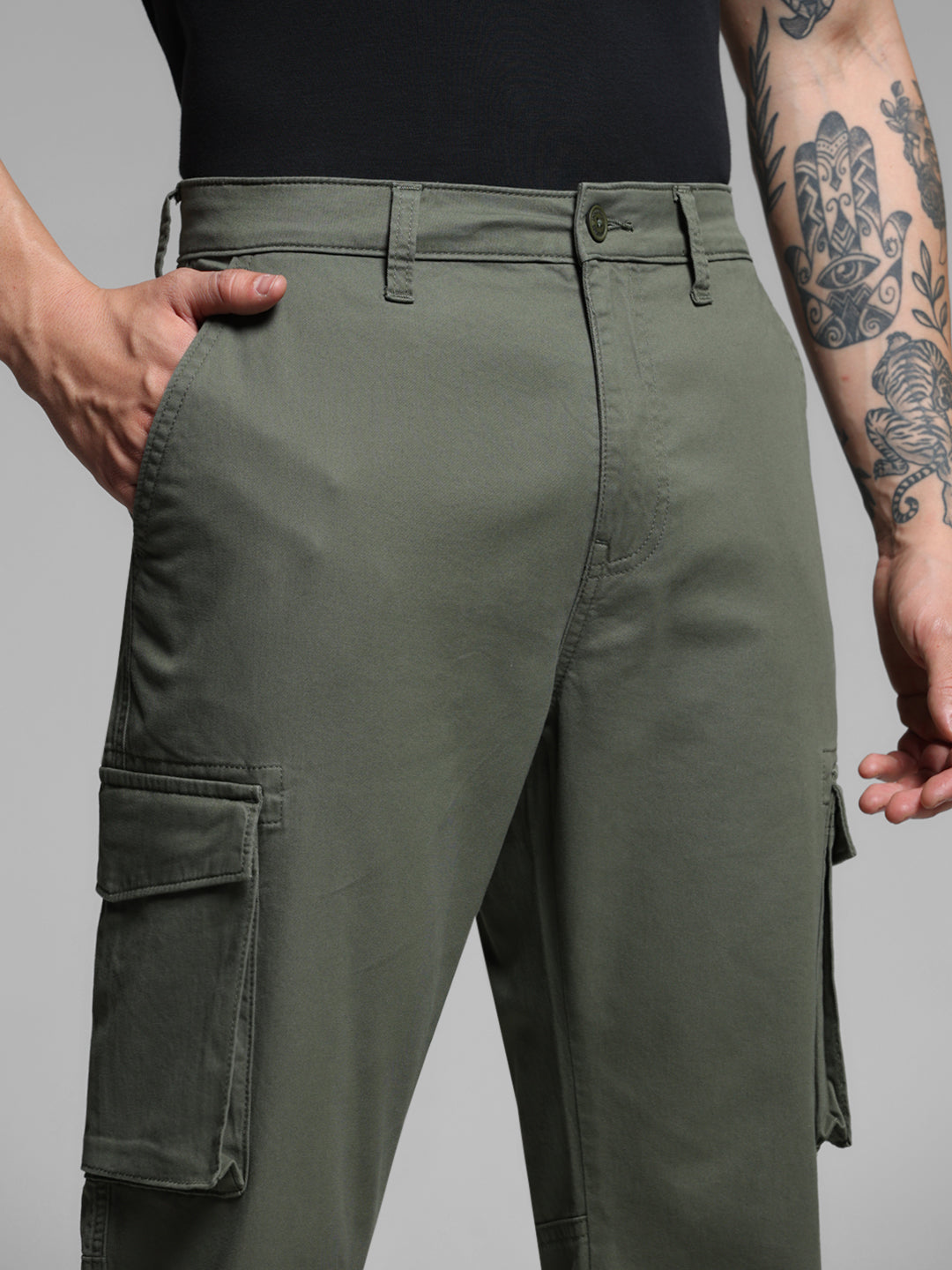 Men Olive Twill Stretch Cargo Pants Regular Fit