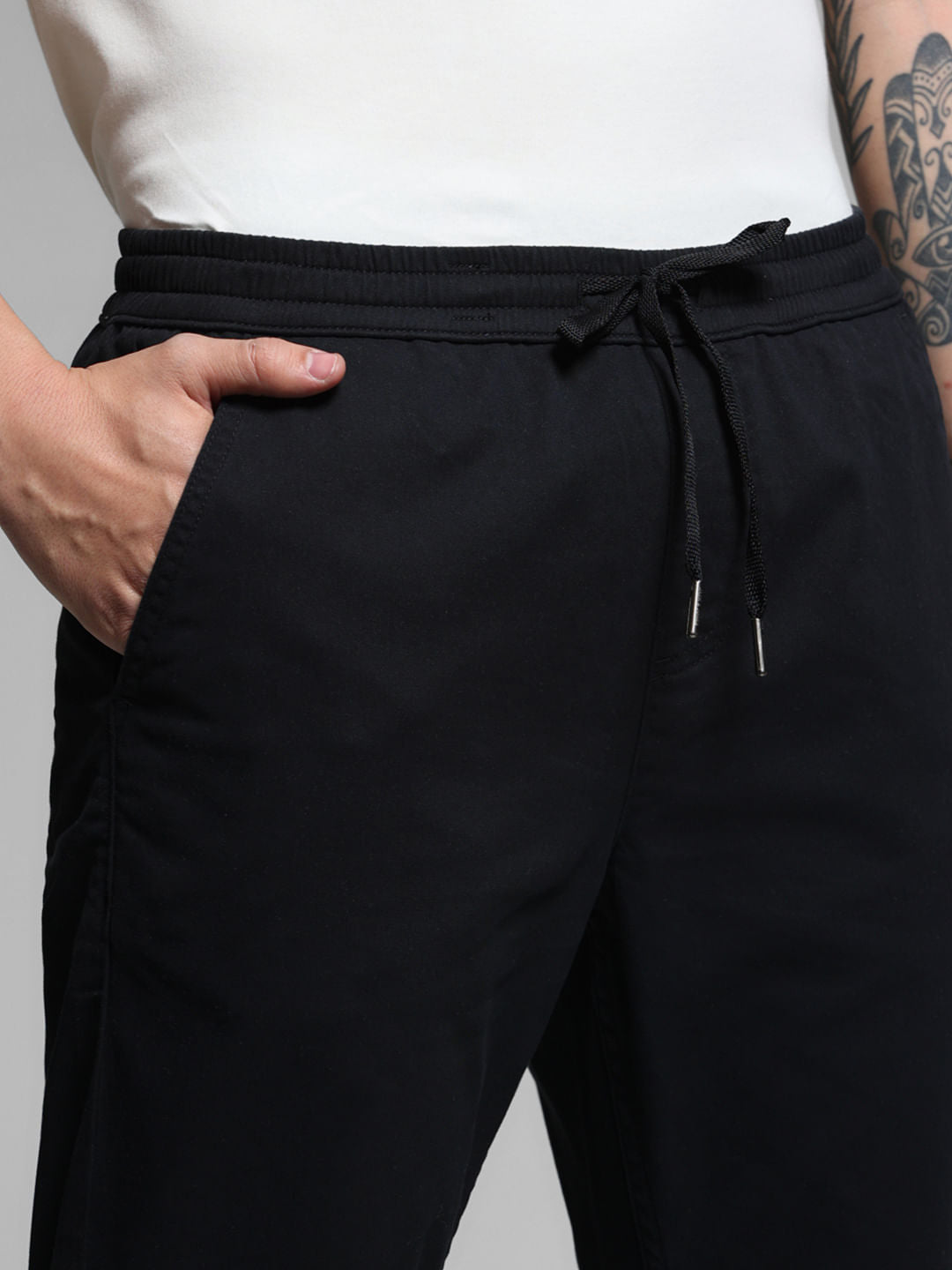 Black Mid Rise Cotton Pants