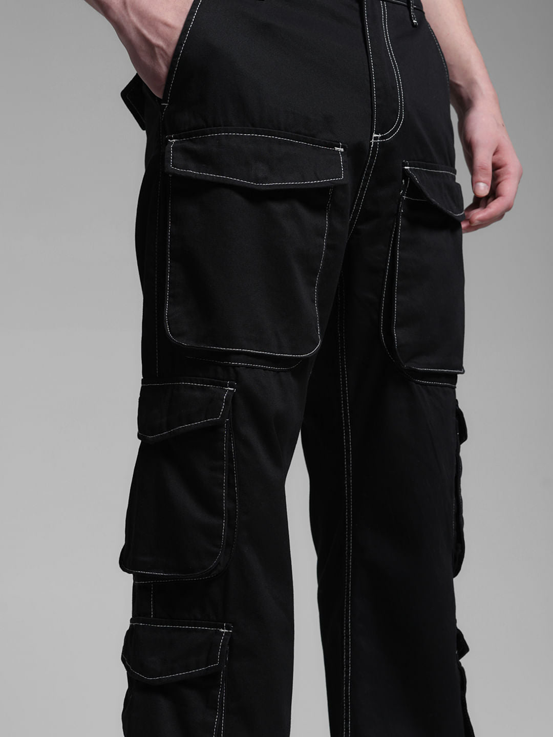 BLACK HIGH RISE CARGO