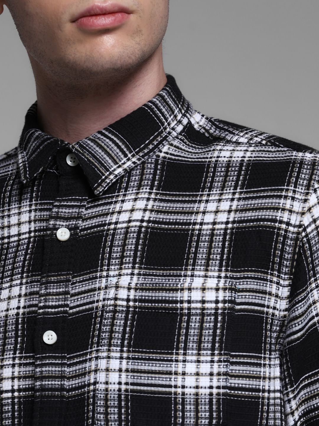 BLACK DOBBY CHECK SHIRT