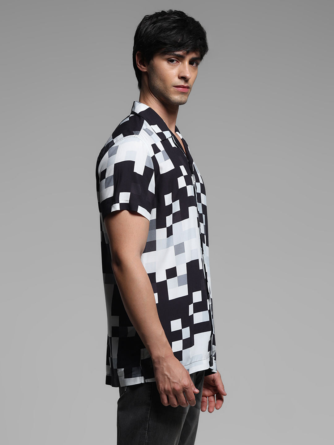 Black Abstract Print Short Sleeves Shirt