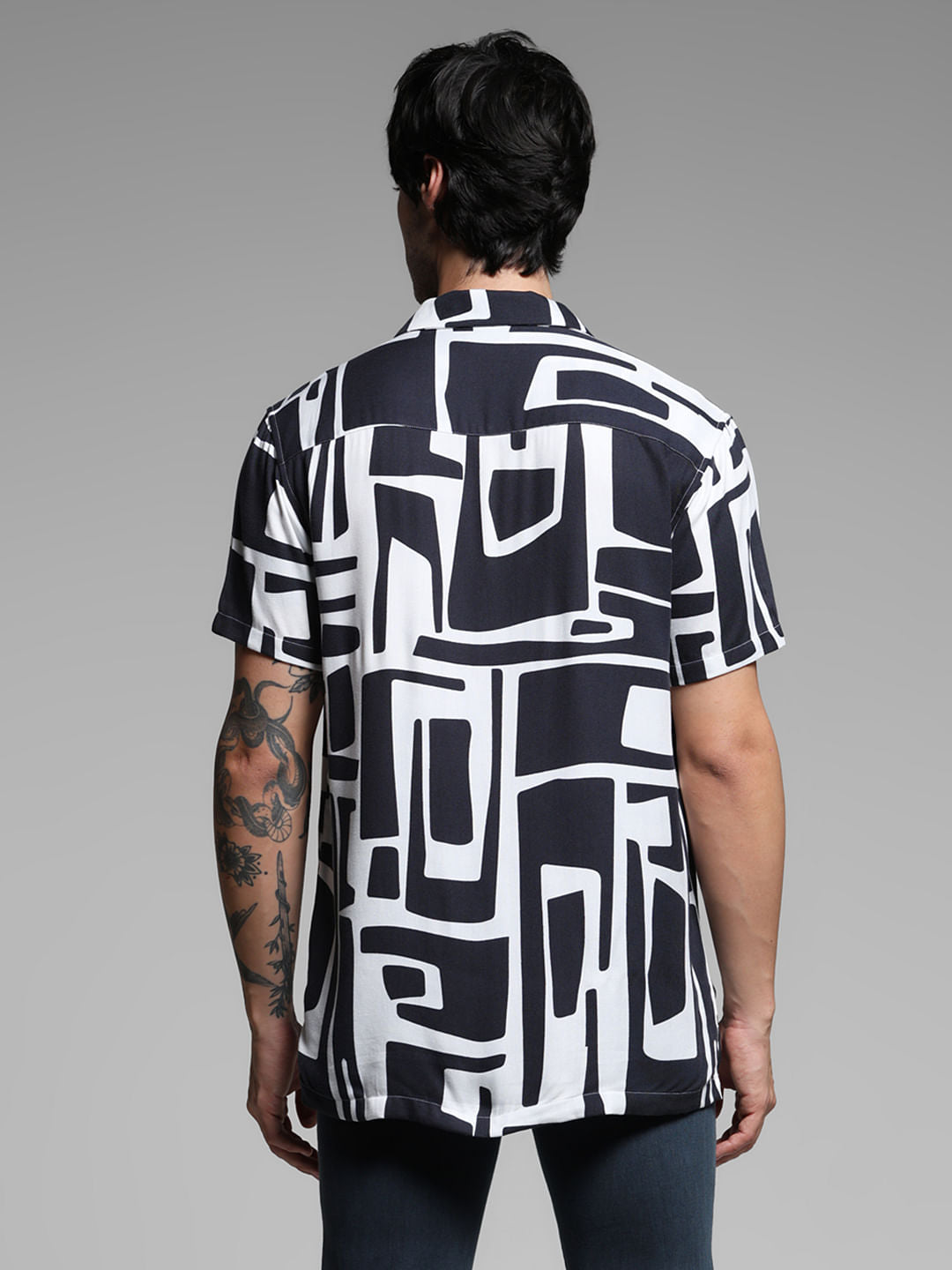 Blue Abstract Print Short Sleeves Shirt