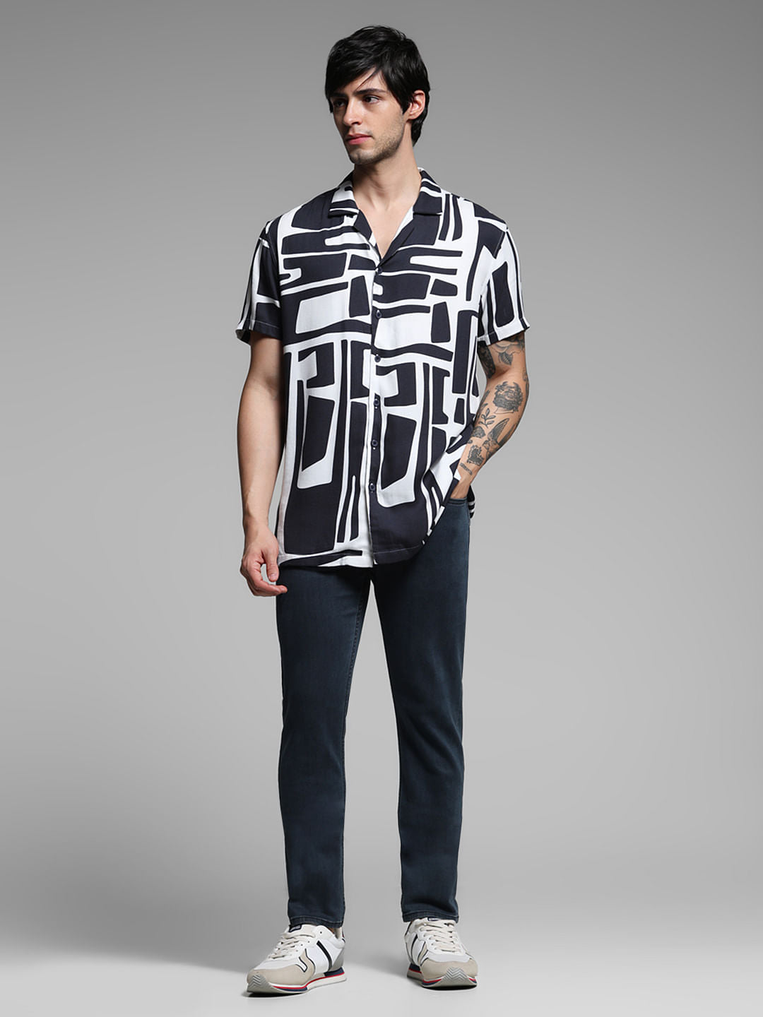 Blue Abstract Print Short Sleeves Shirt