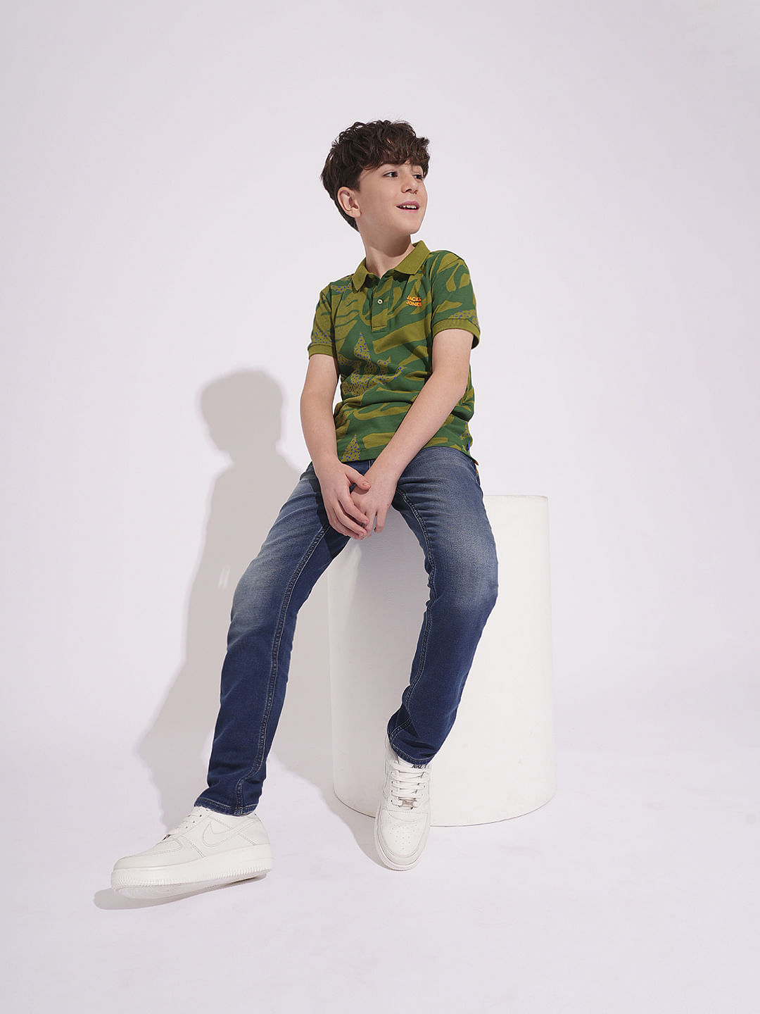 Boys Blue Mid Rise Washed Regular Fit Jeans