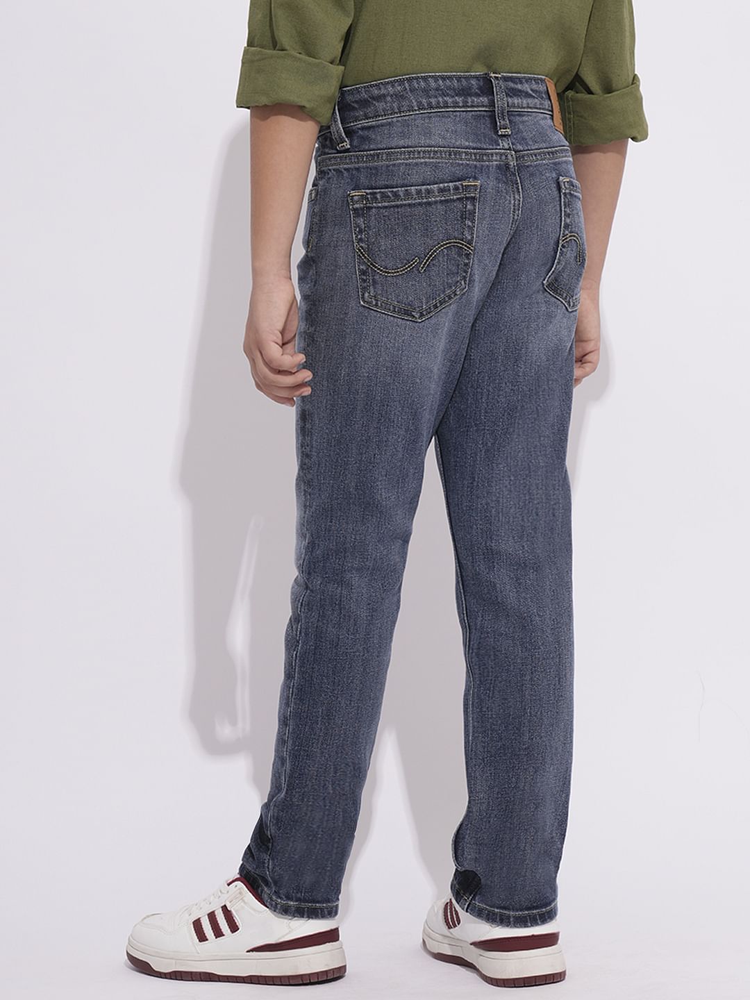 Light Blue Mid Rise Washed Loose Fit Jeans