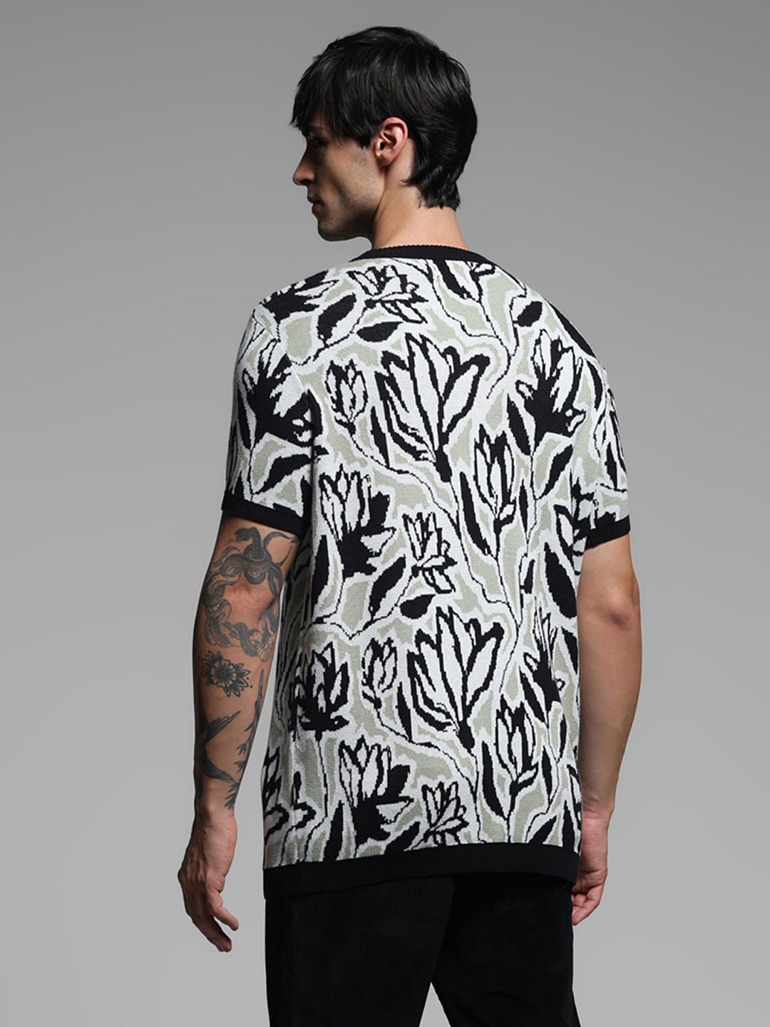 Green Abstract Print Pullover