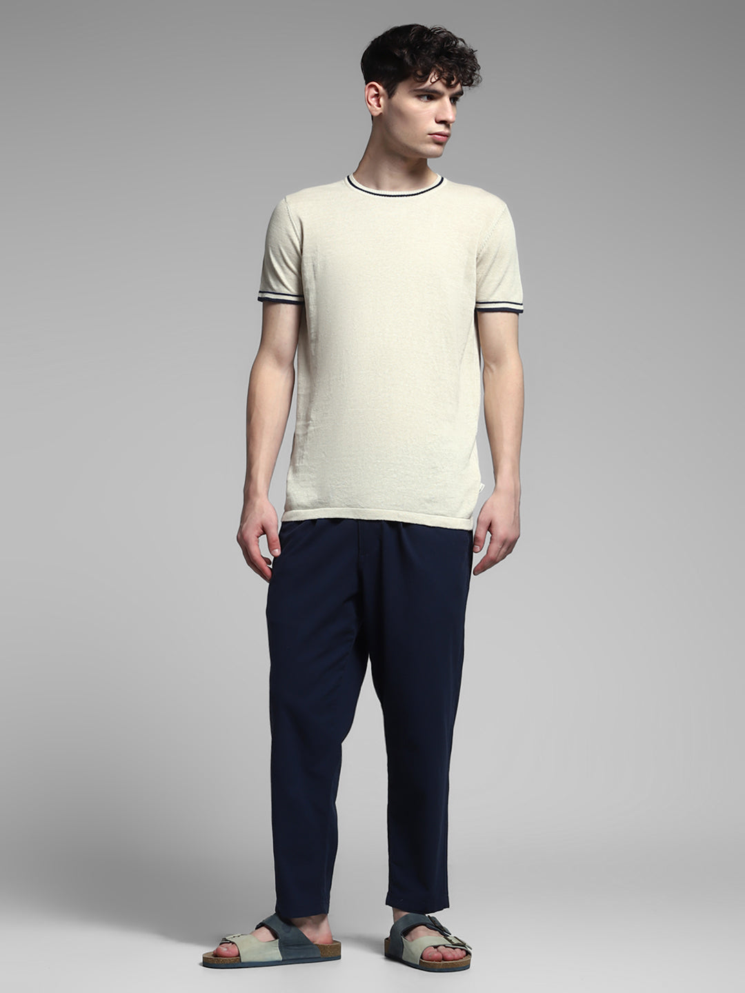 Crew Neck Knitted Pullover