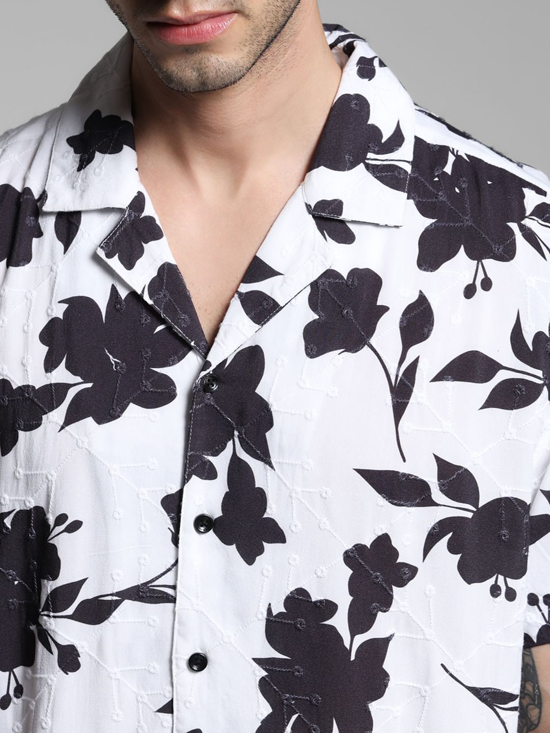 White Floral Print Short Sleeves Shirt