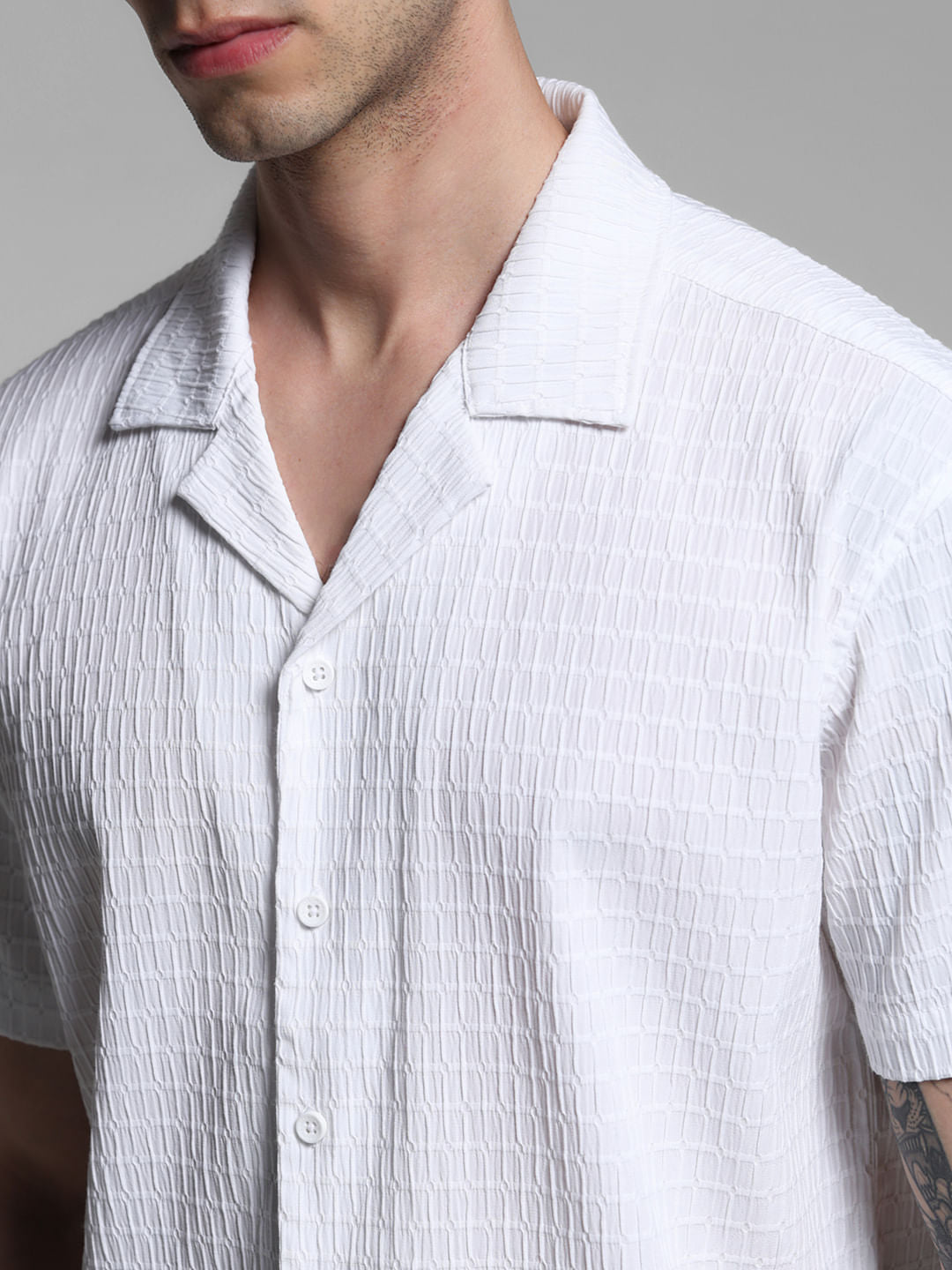 White Stretch Short Sleeves Shirt