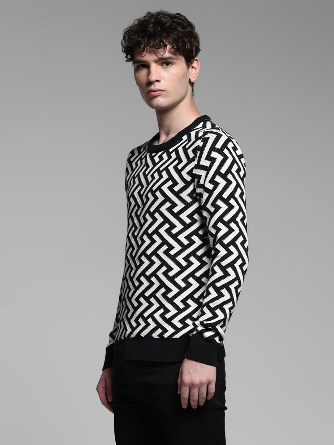 Black Jacquard Printed Pullover