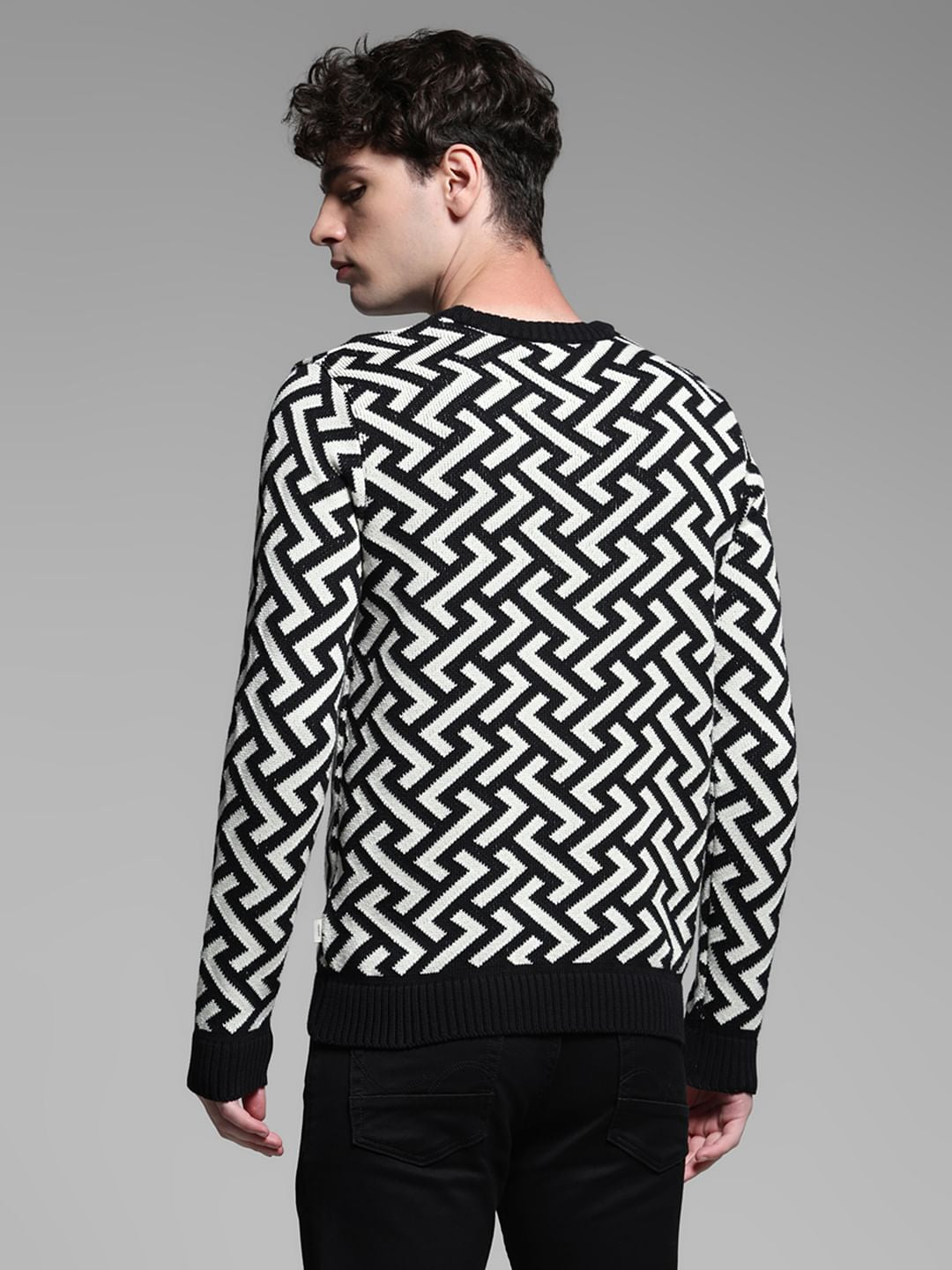 Black Jacquard Printed Pullover