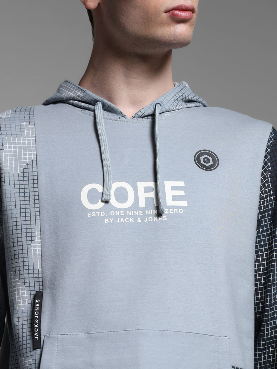 GREY HOODED LOGO PRINT SWEATSHIRT