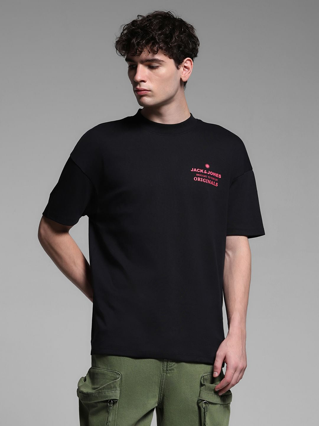 BLACK LOGO PRINT T-SHIRT