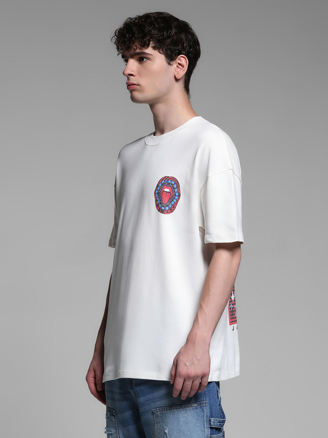 WHITE PRINTED T-SHIRT