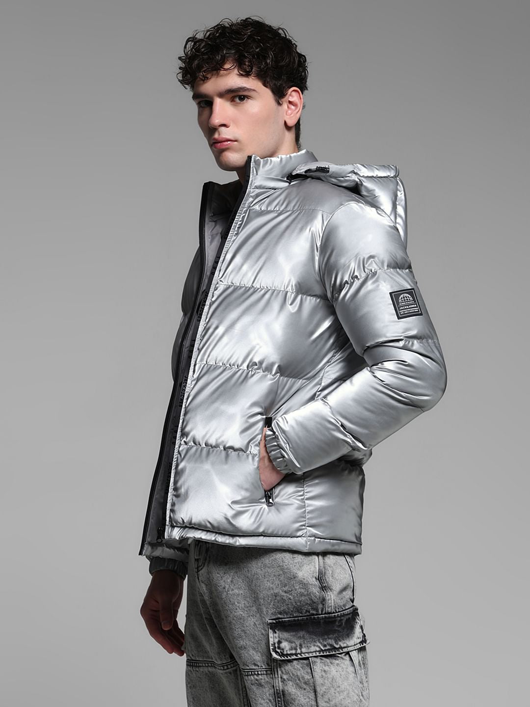GREY FOIL PRINT PUFFER JACKET