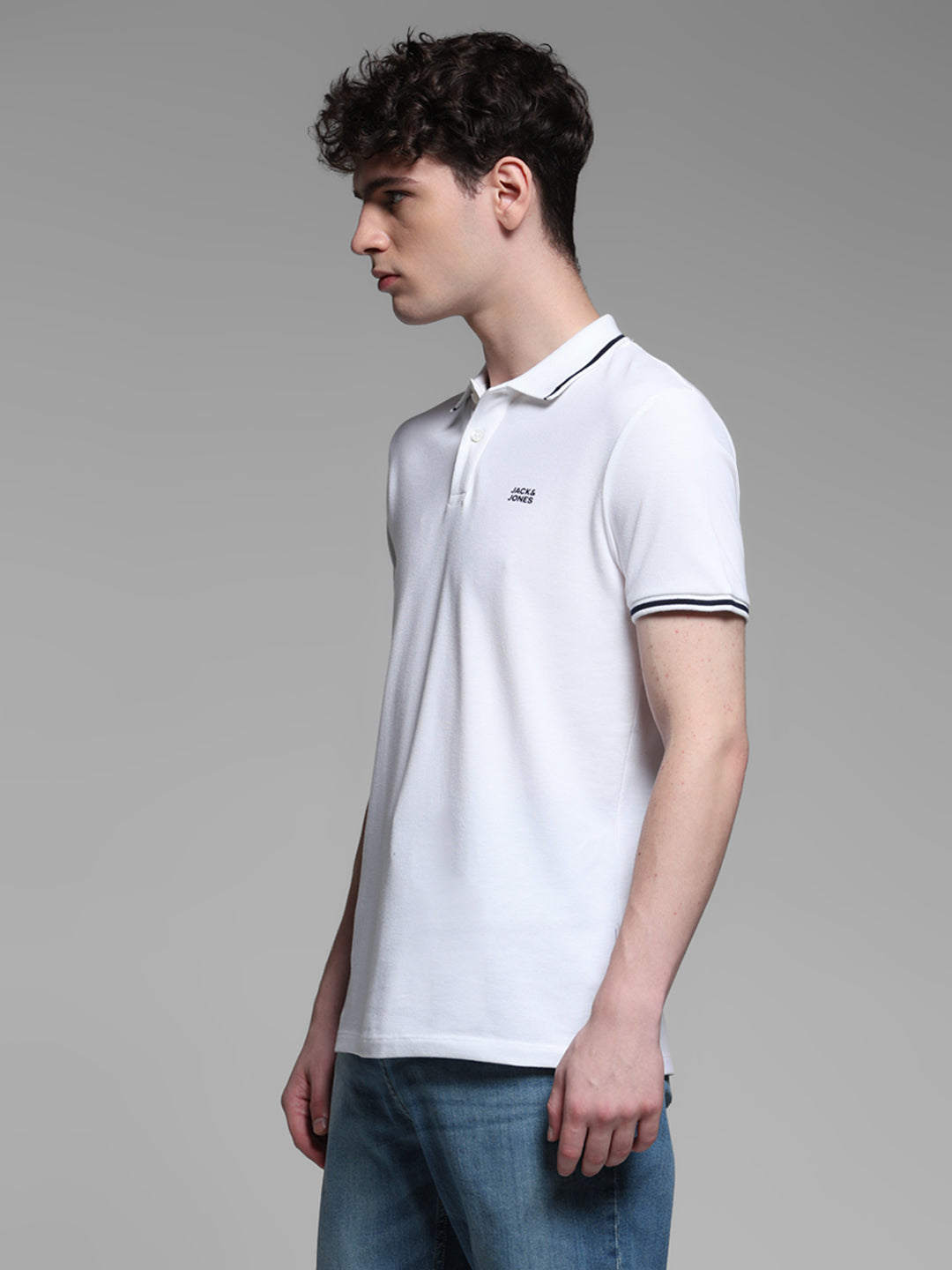 Men's White Regular Fit Solid Polo T-Shirt With Contrast Tipping