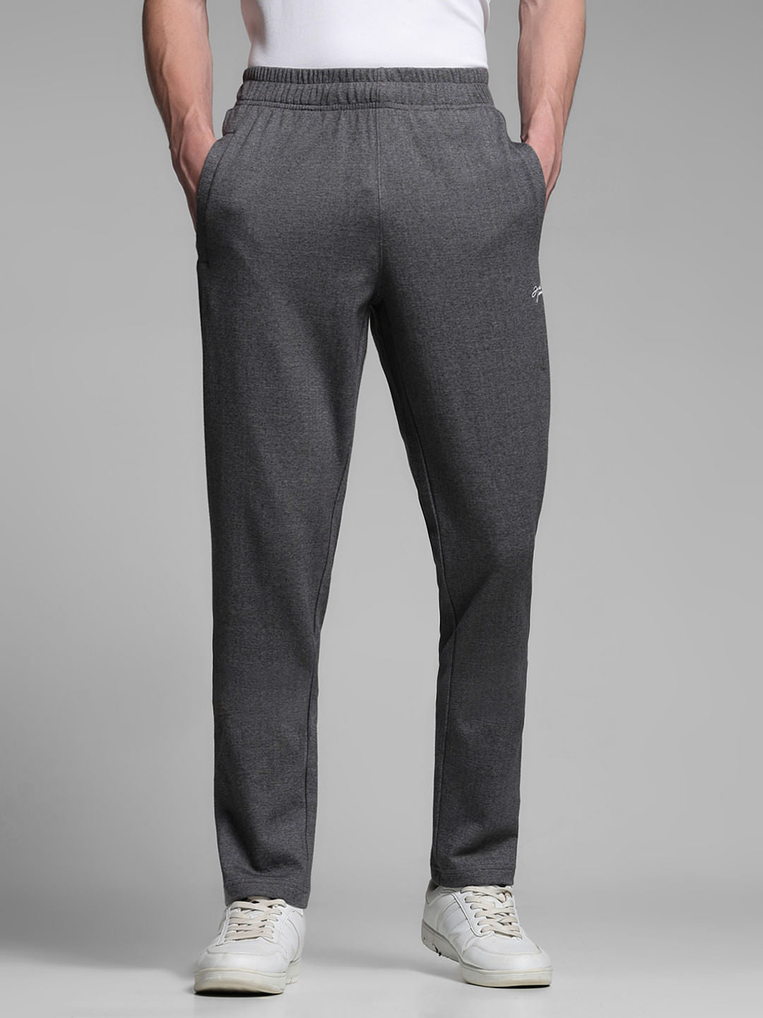 GREY REGULAR TRACKPANT