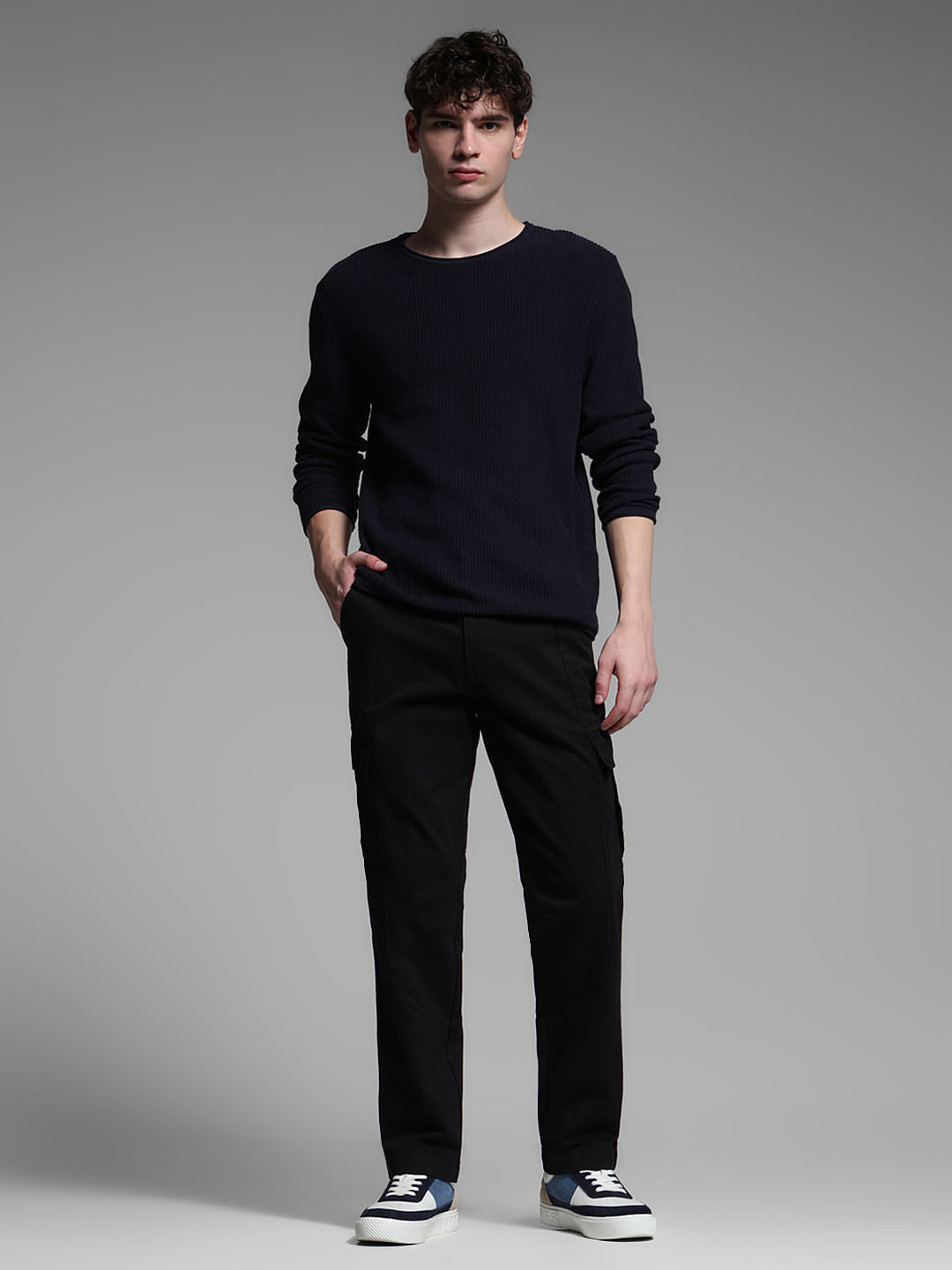 Black Mid Rise Regular Fit Cargos