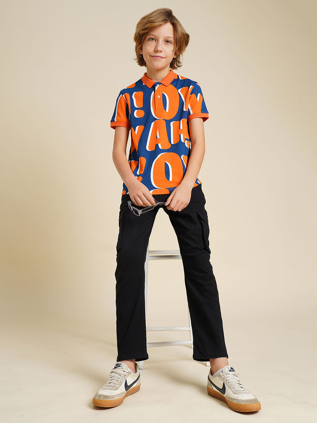 Boys Black Mid Rise Cargo Pants