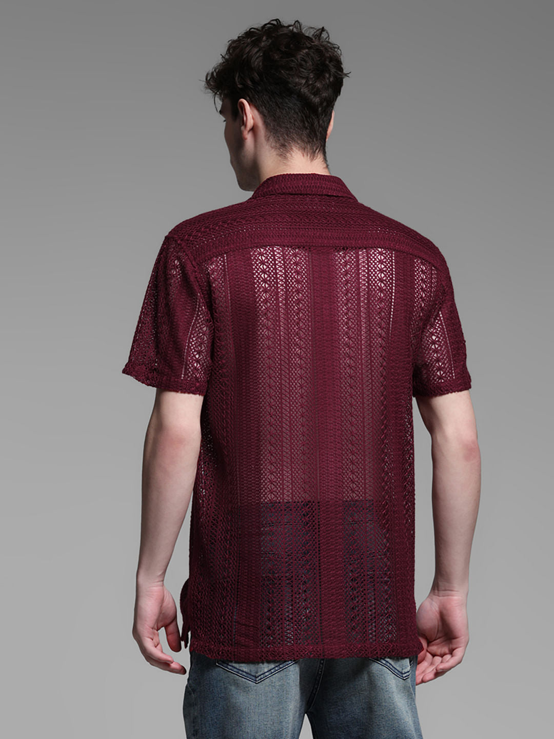 MAROON TEXTURED SHORT SLEEVES SHIRT