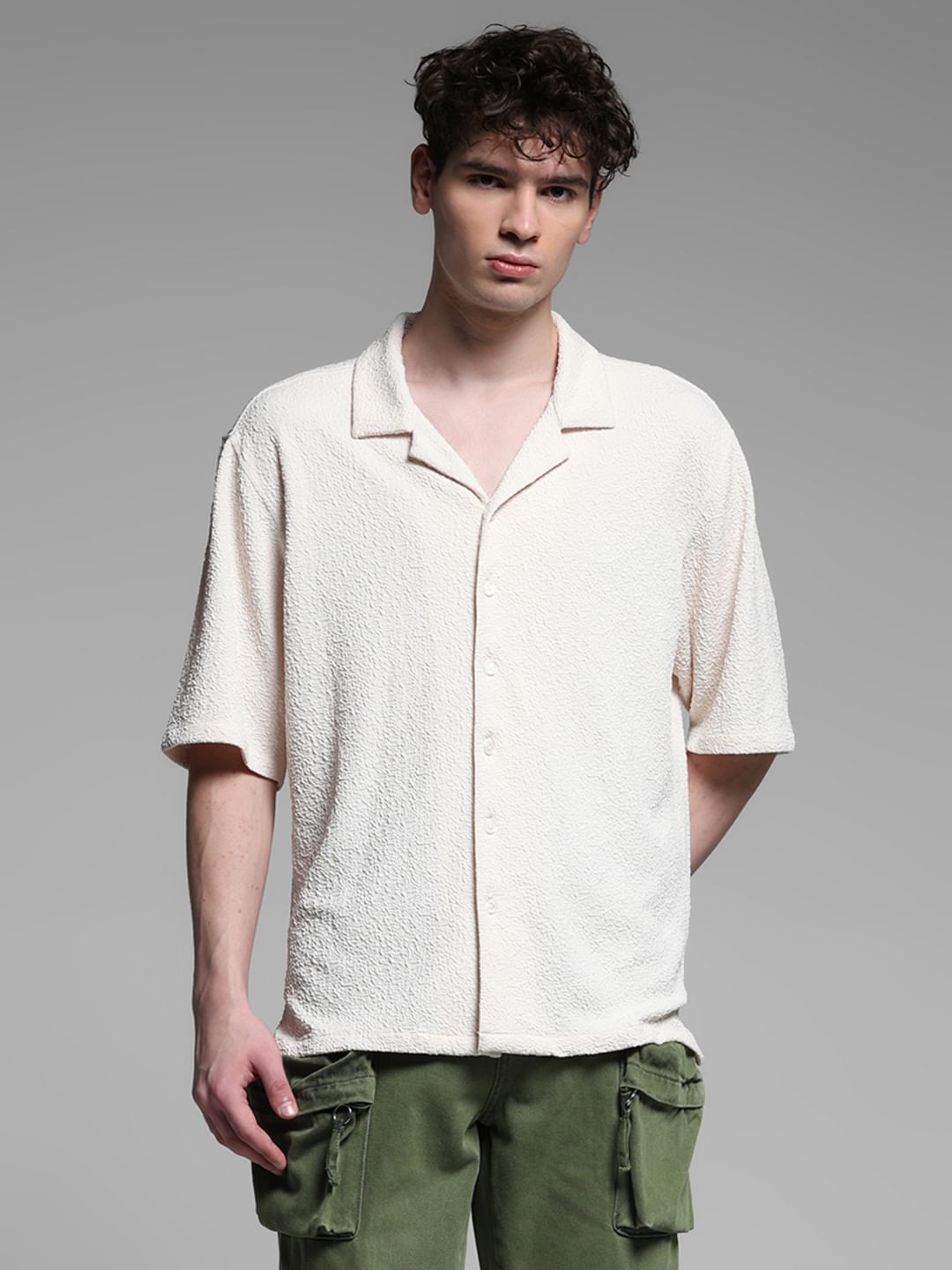 WHITE OVERSIZE SHIRT