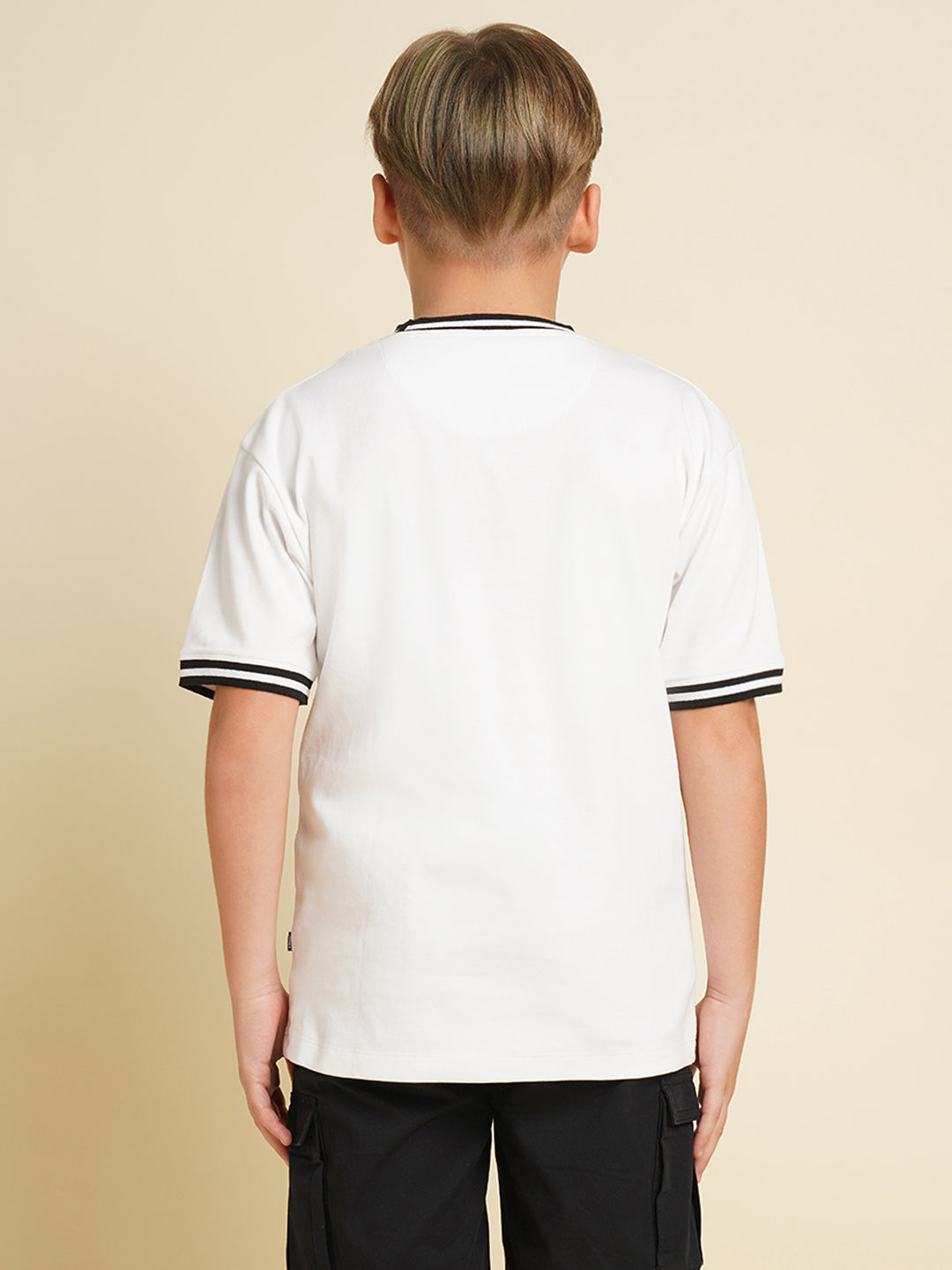 Boys Cotton Graphic Print T-Shirt With Ribbed Sleeves - White