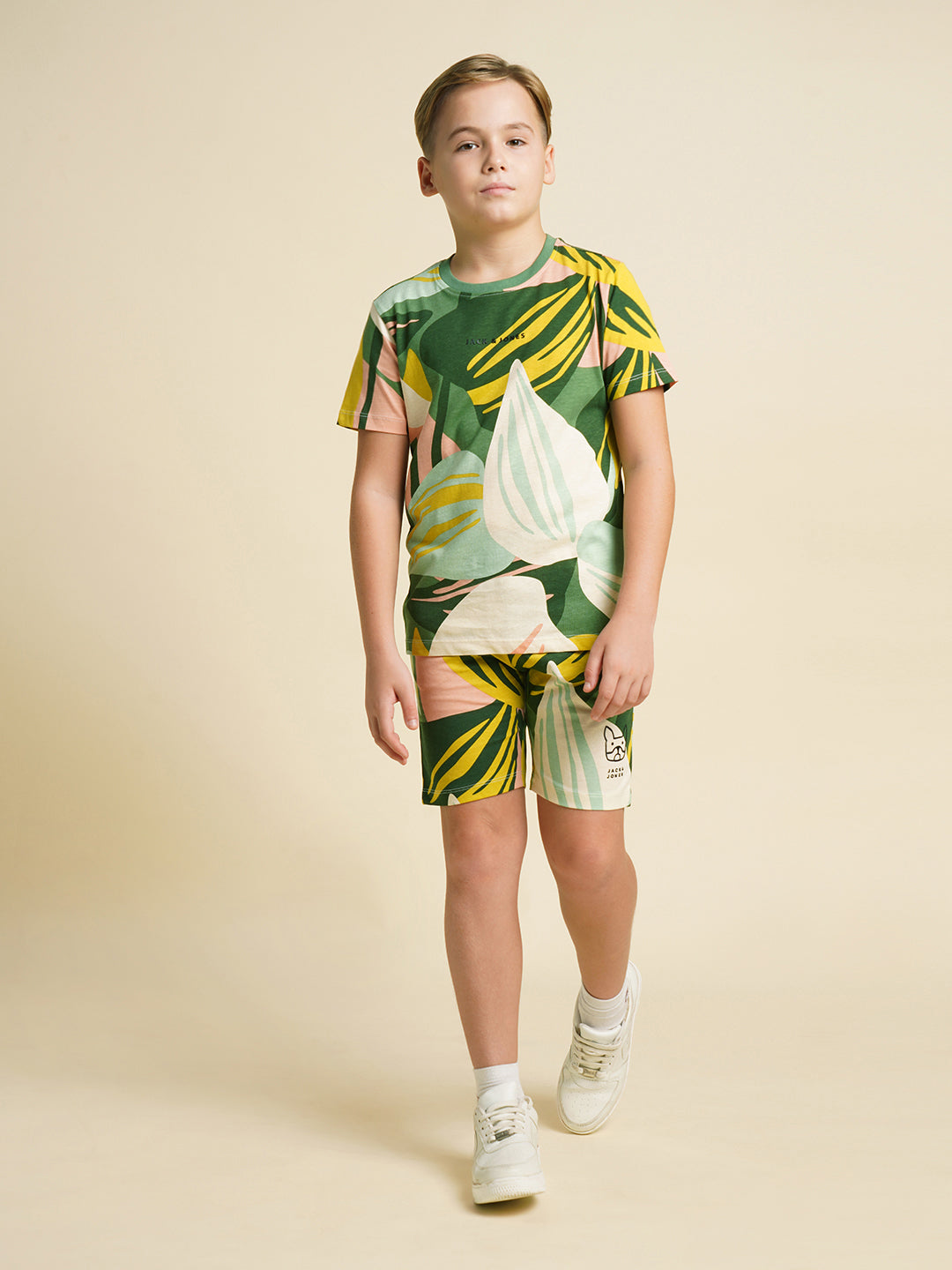 JACK&JONES JUNIOR Boys Green Tropical Print Co-ord Set Shorts