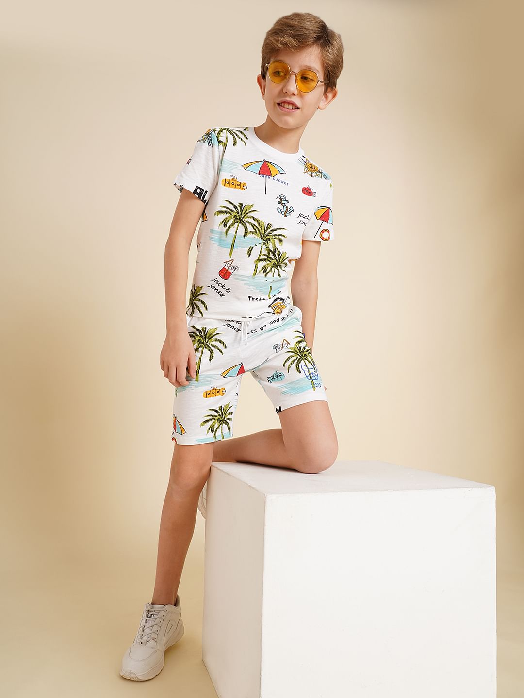 Boys White Printed Co-ord Set Shorts