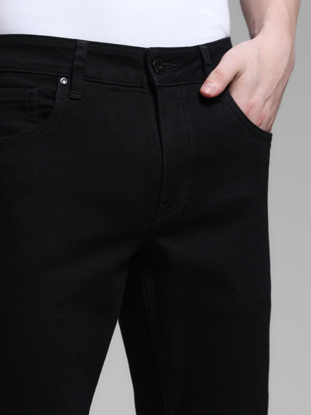 Men's Black Slim Fit Low Rise Jeans With Zip Fly