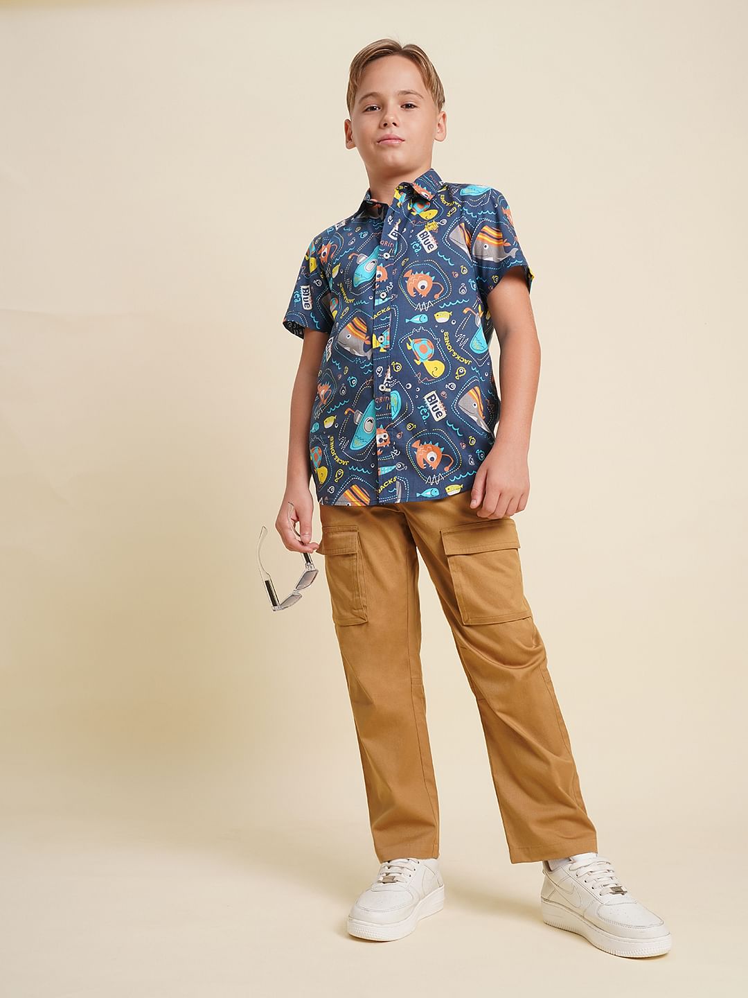 Boys Brown Mid Rise Cotton Casual Pants