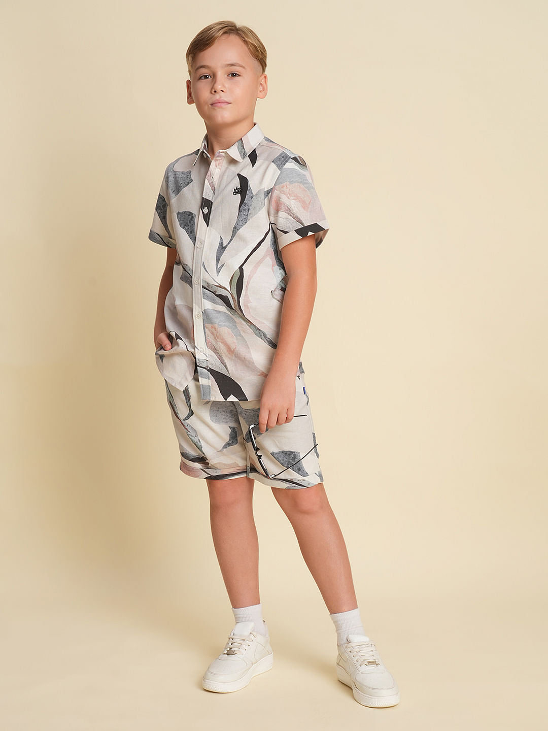 Boys White Printed Co-ord Set Shorts