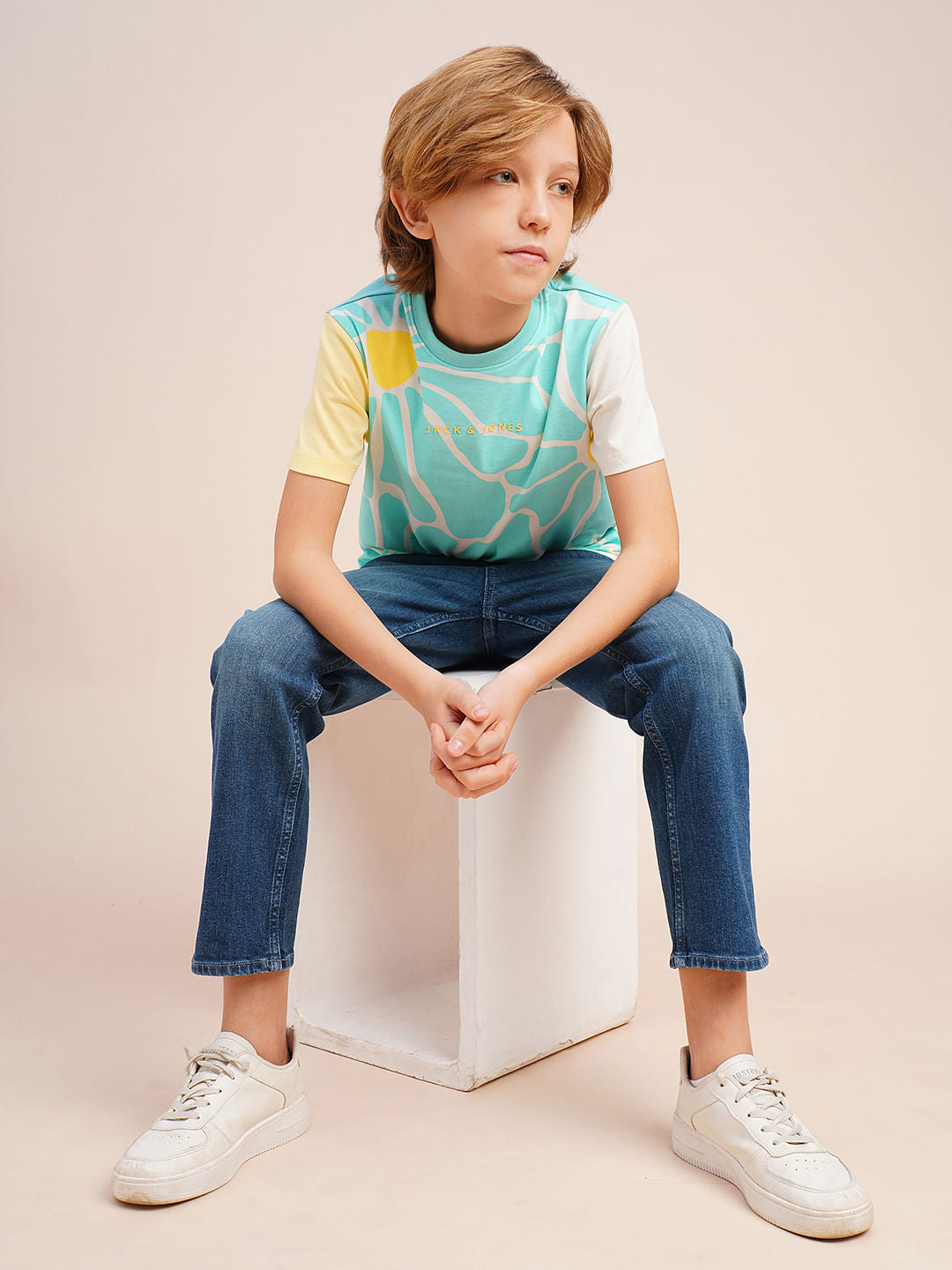 Boys Blue Mid Rise Cropped Jeans