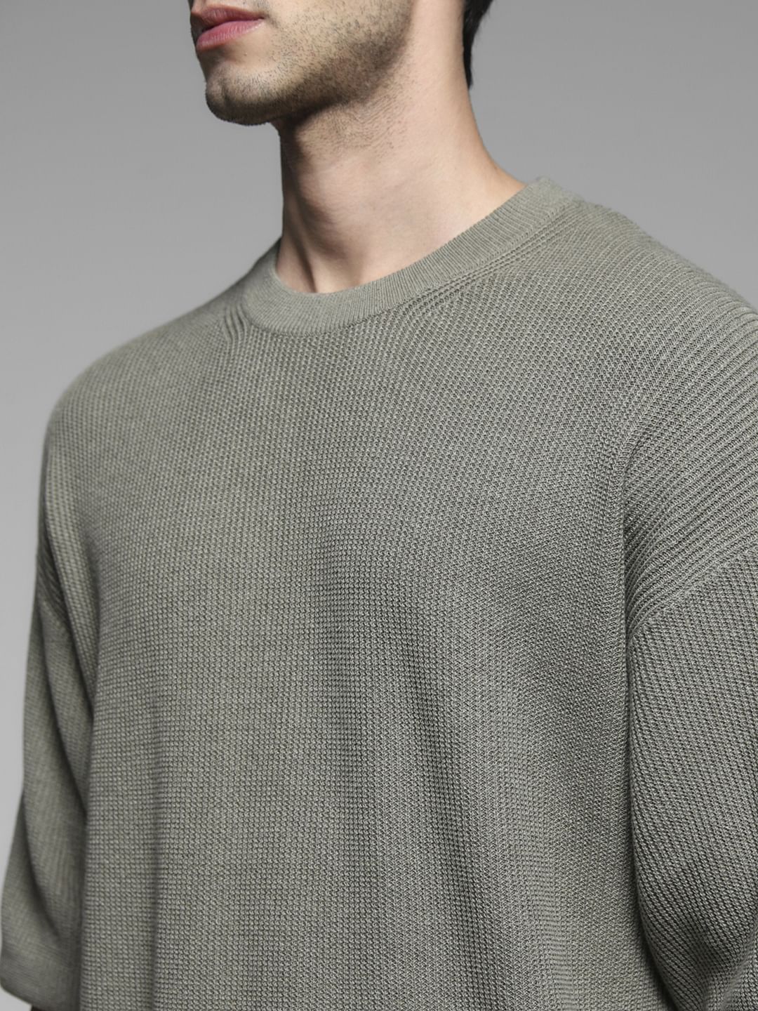 Green Crew Neck Pullover