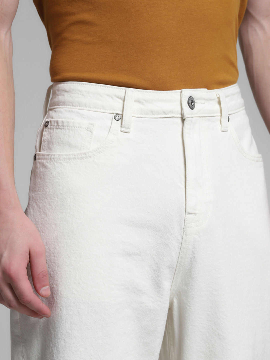 White High Rise Dario Loose Fit Jeans