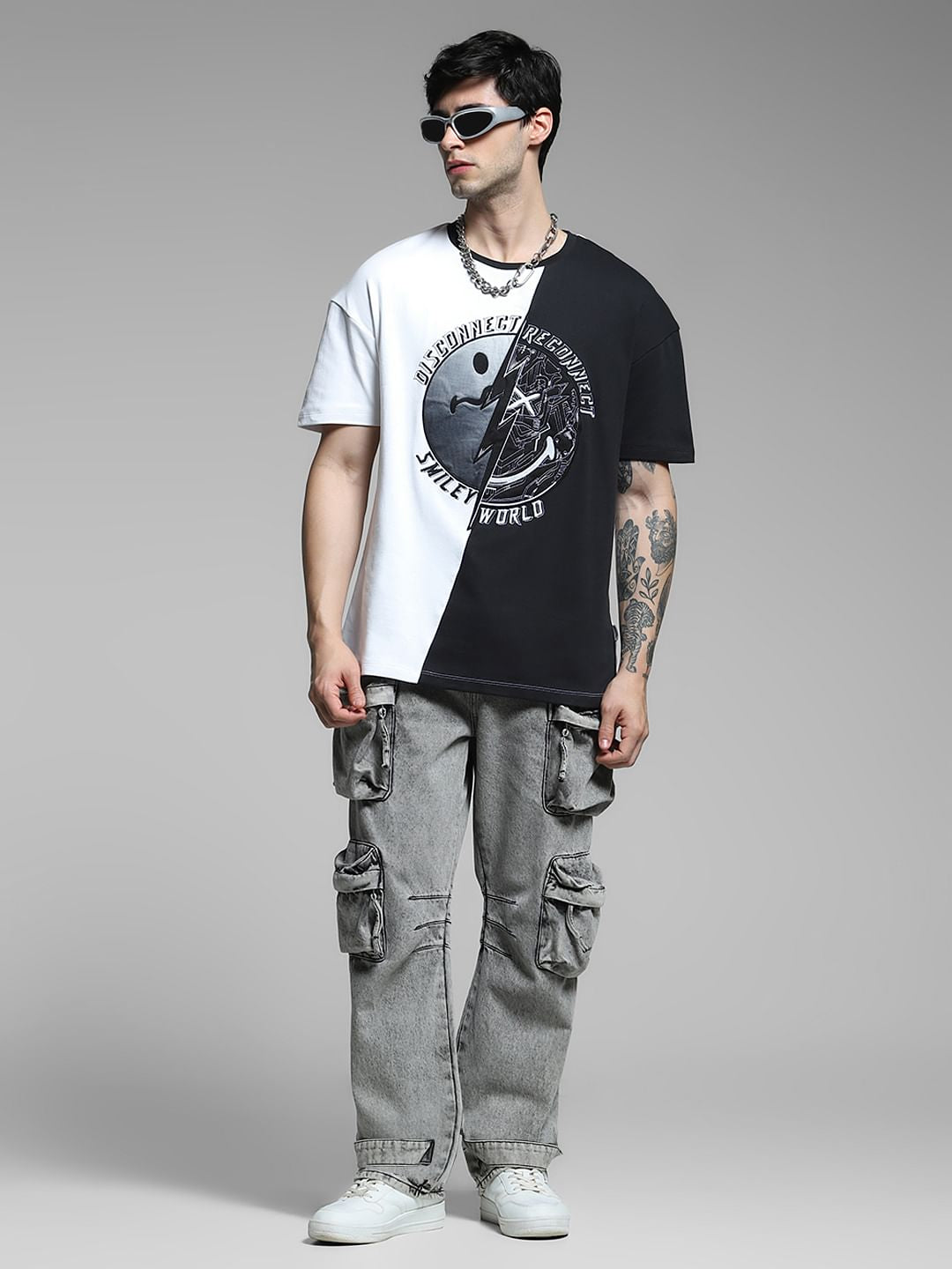 SmileyWorld Black Colourblocked Boxy Fit T-shirt