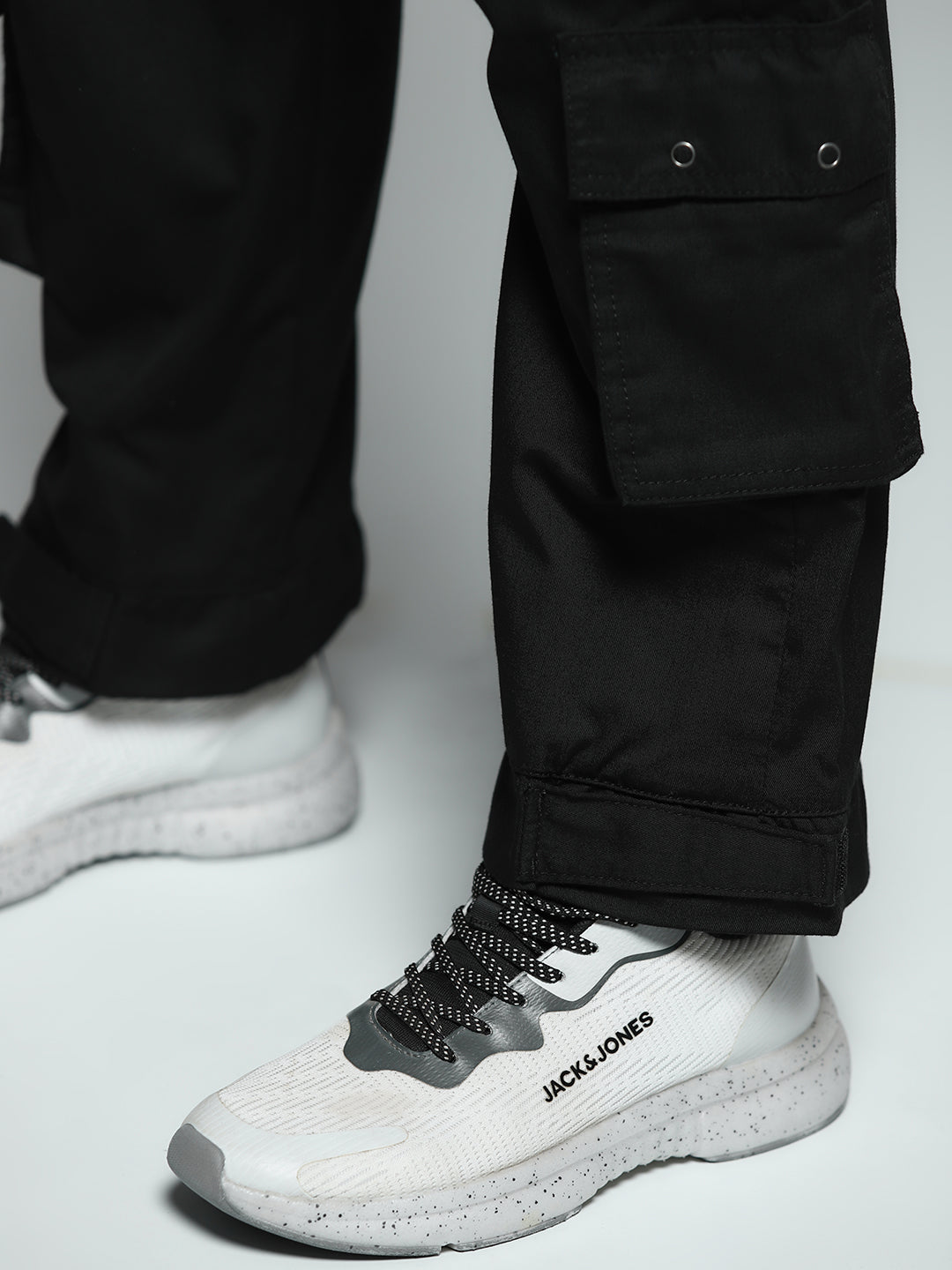 Black Mid Rise Cargo Pants