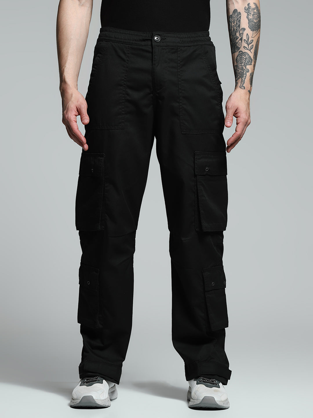 Black Mid Rise Cargo Pants