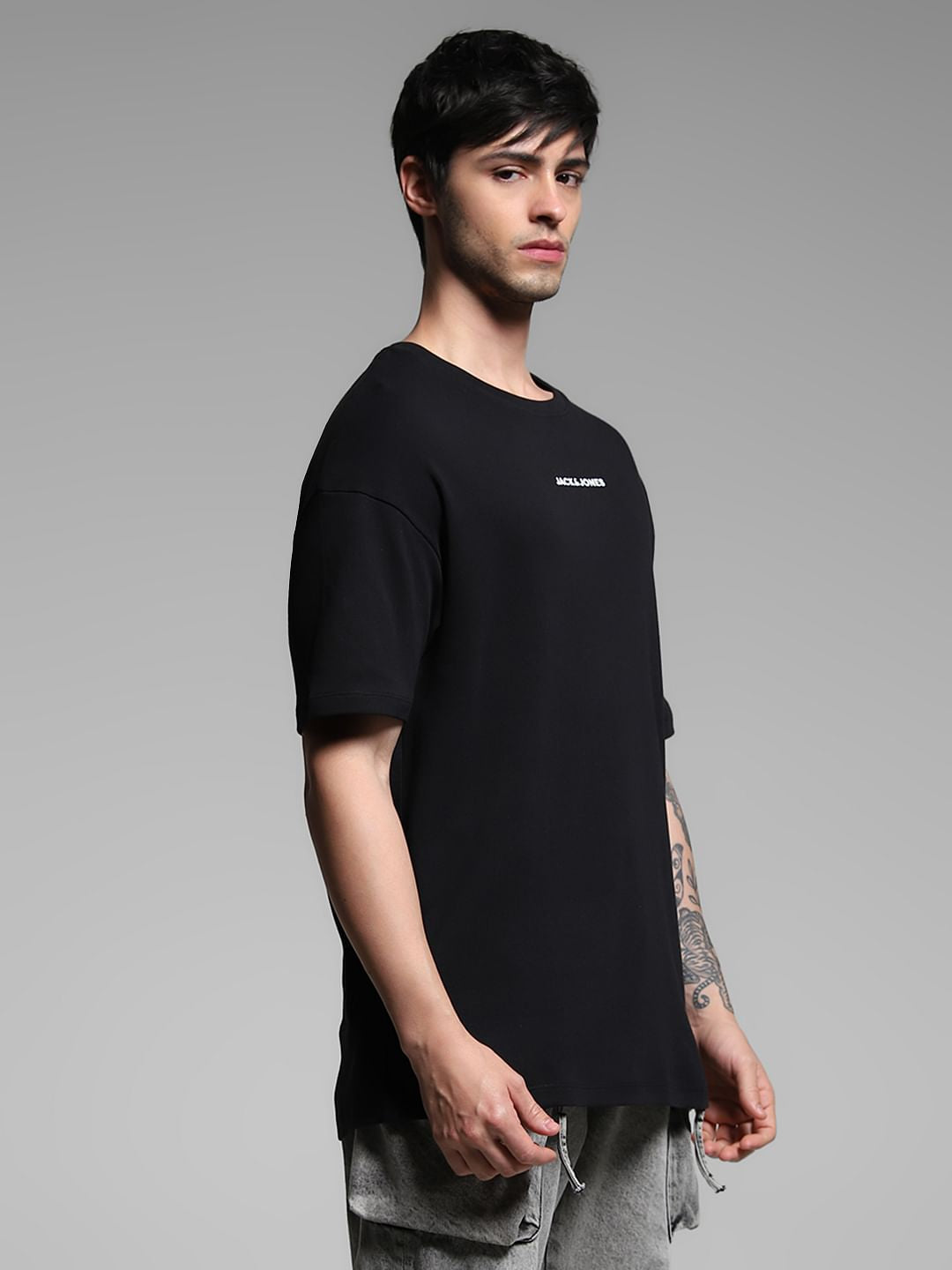 Black Graphic Print Crew Neck T-Shirt