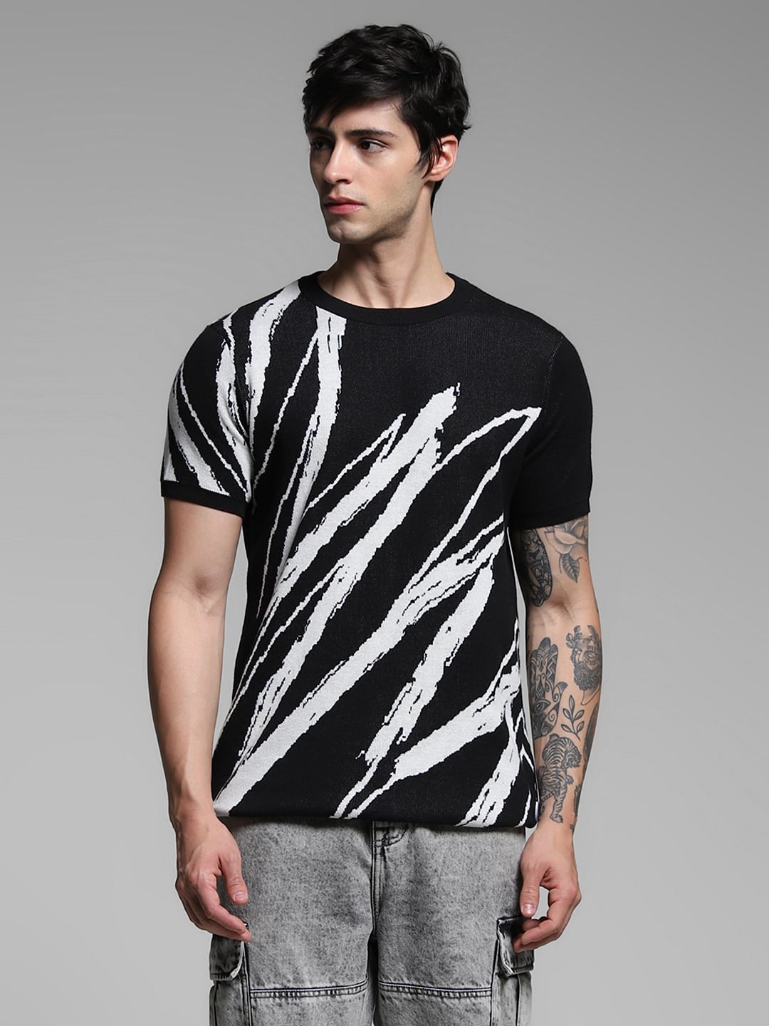 Black Abstract Print Knitted T-shirt