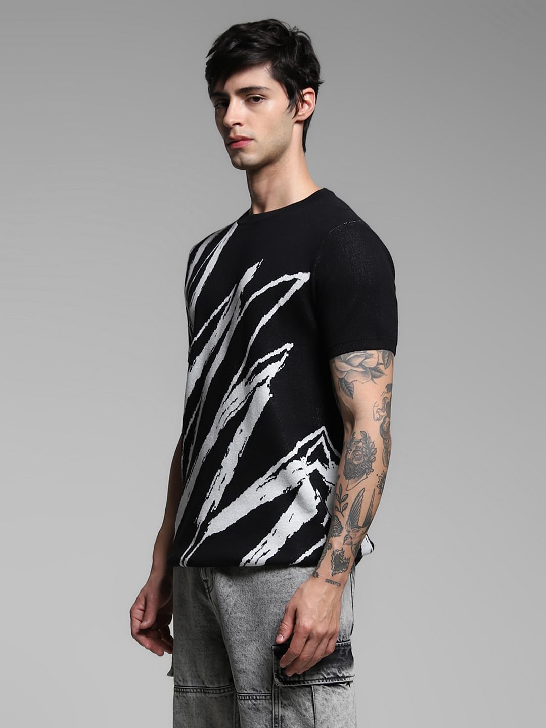 Black Abstract Print Knitted T-shirt