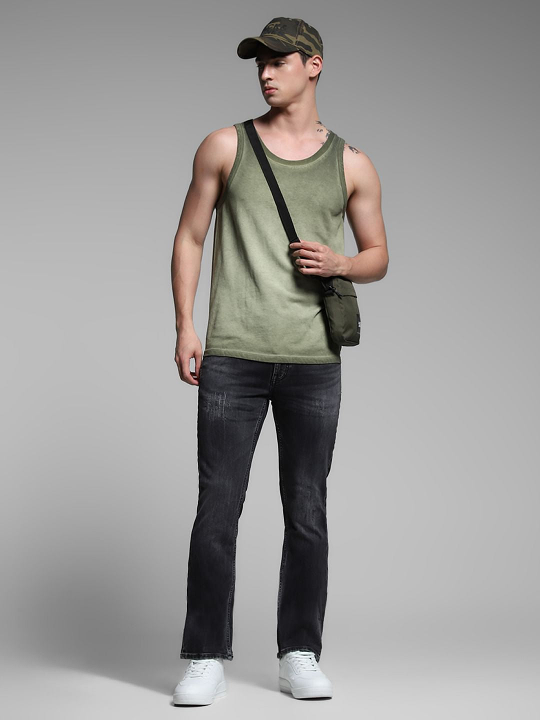 Black Low Rise Clark Regular Fit Jeans