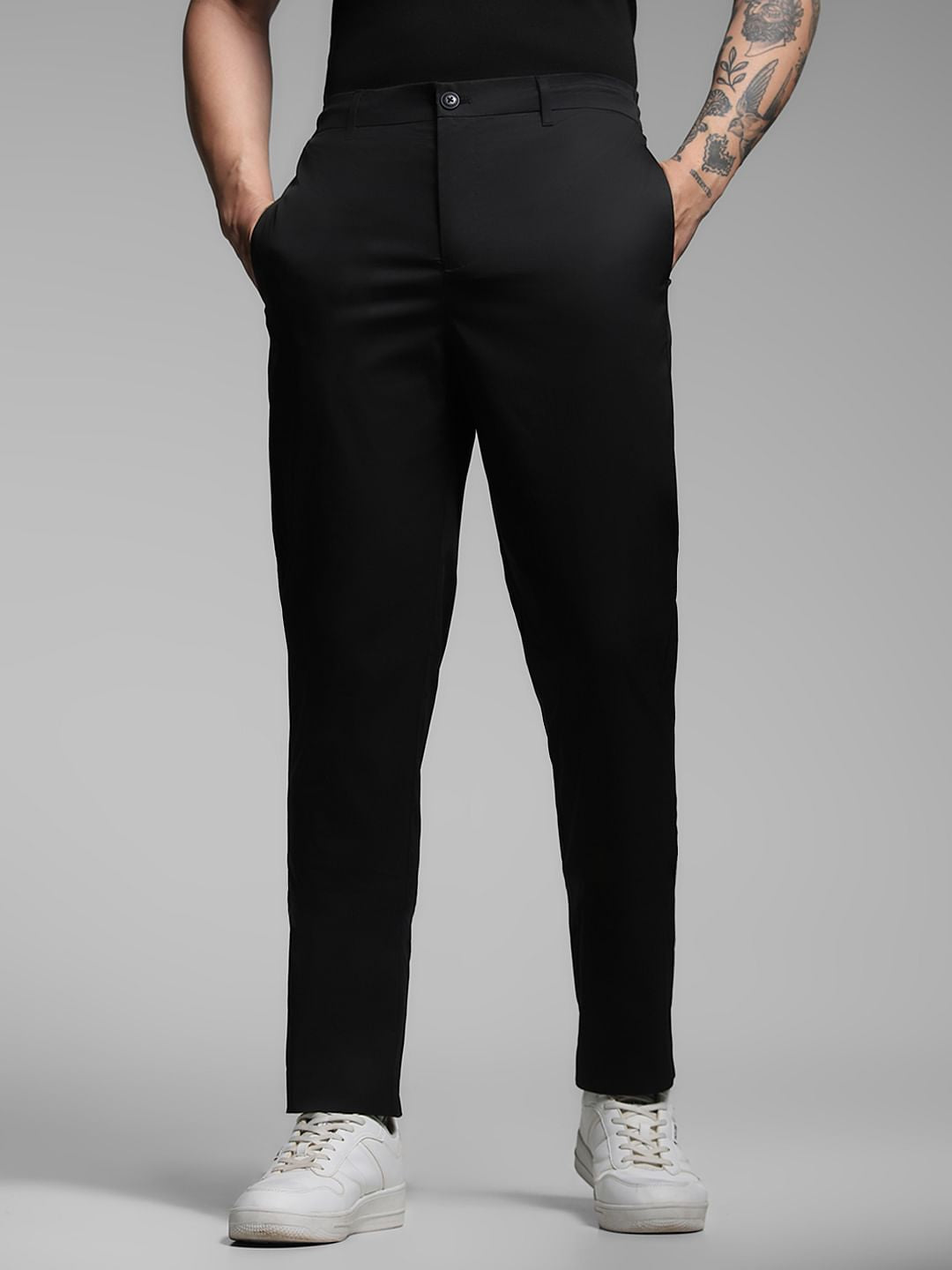 Black Mid Rise Slim Fit Pants