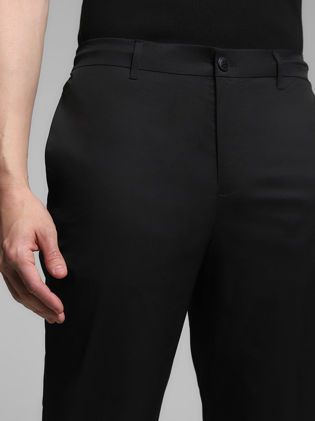 Black Mid Rise Slim Fit Pants