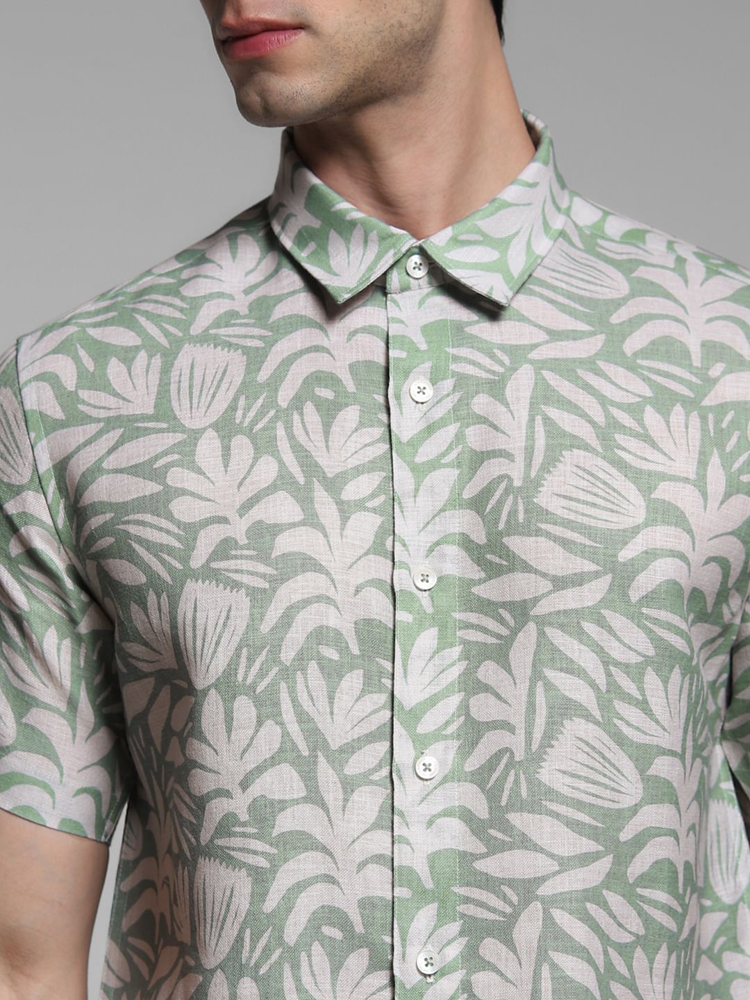 Green Printed Short Sleeves Shirt