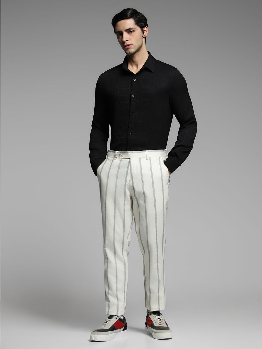 Black Full Sleeves Knitted Shirt