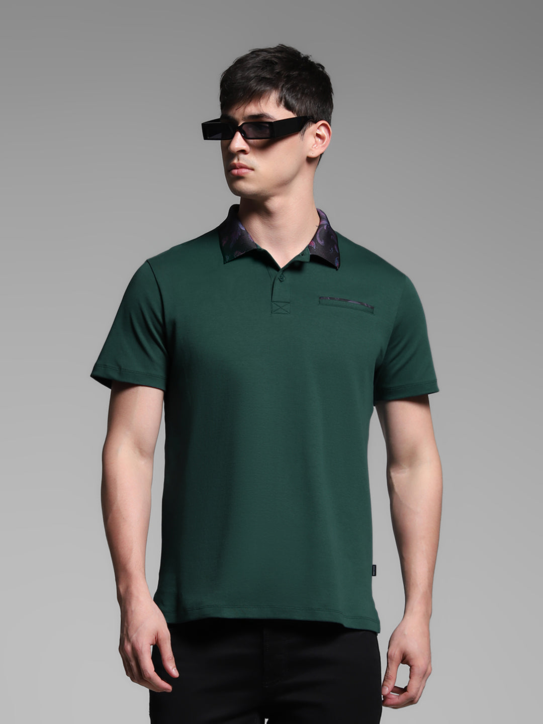 Men's Cotton Polo T-Shirt In Green With Contrast Collar, Regular Fit