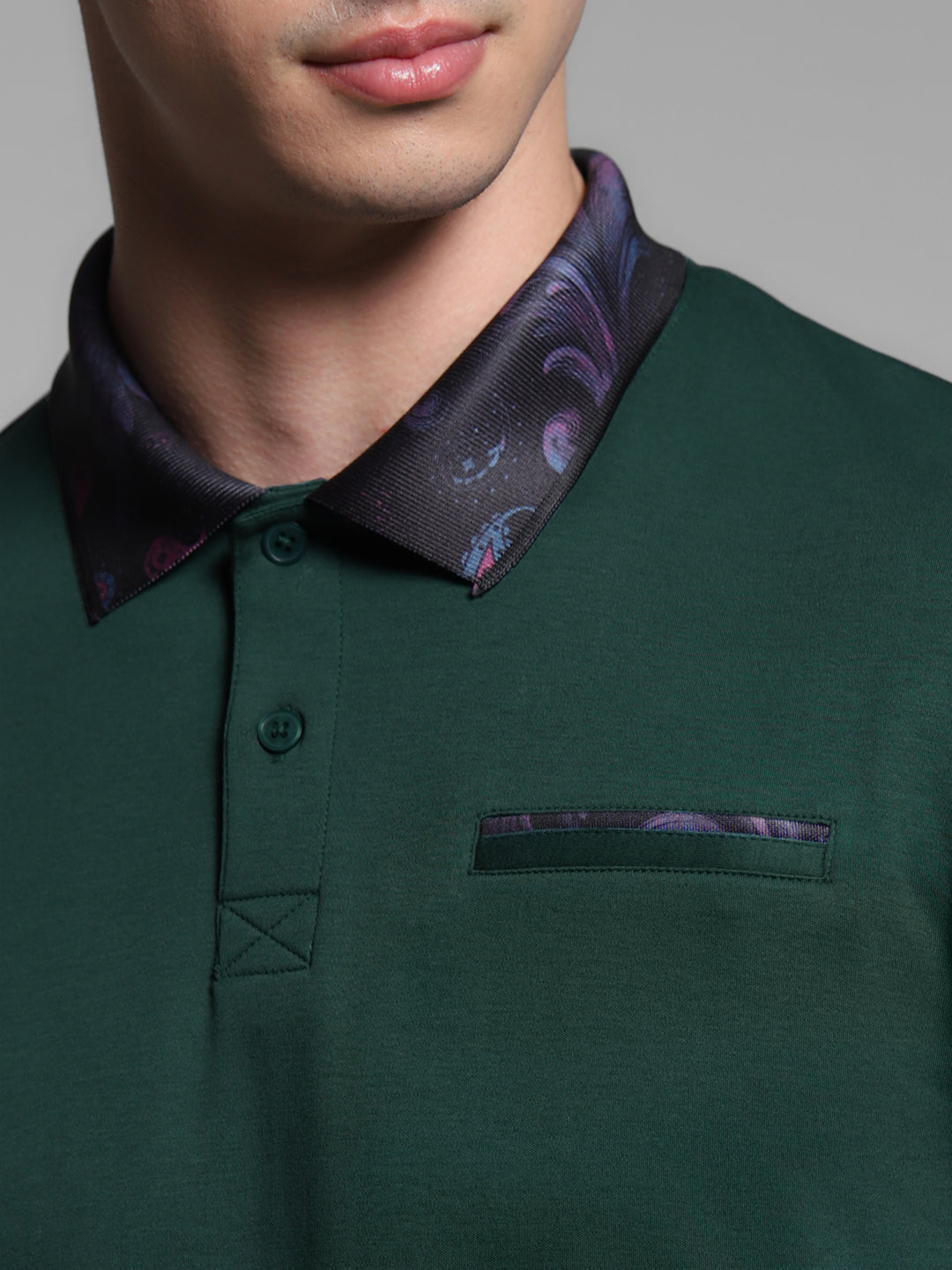 Men's Cotton Polo T-Shirt In Green With Contrast Collar, Regular Fit