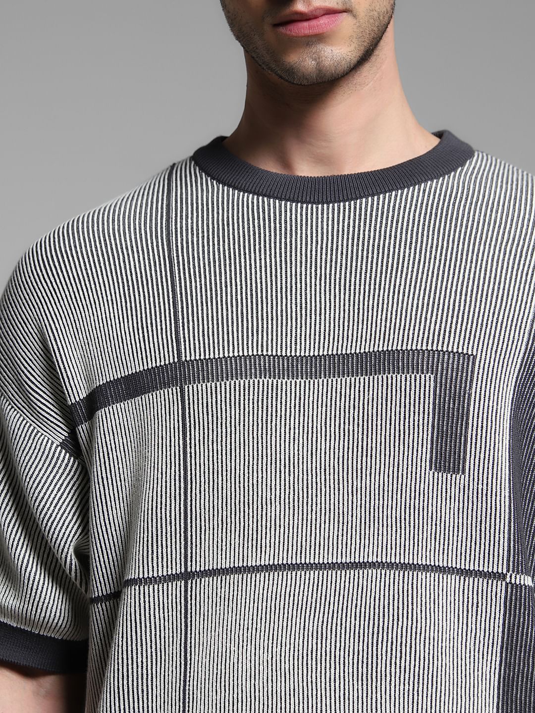 Grey Knitted Geometric Print T-Shirt