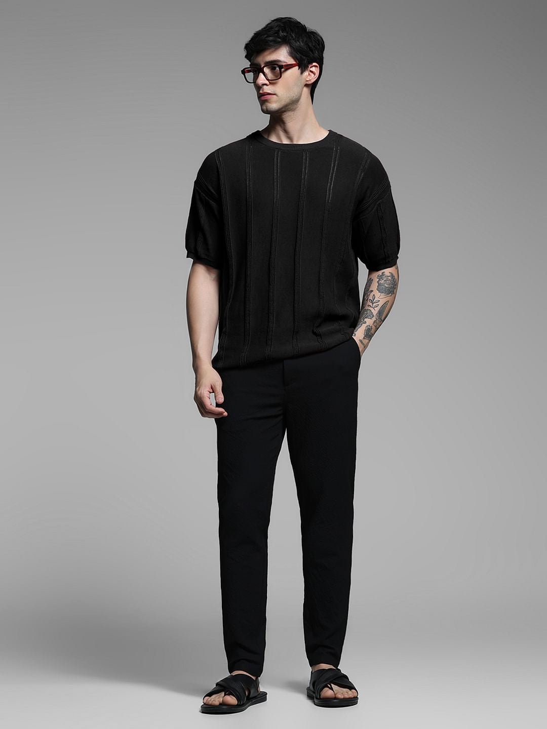 Black Knitted Crew Neck T-shirt