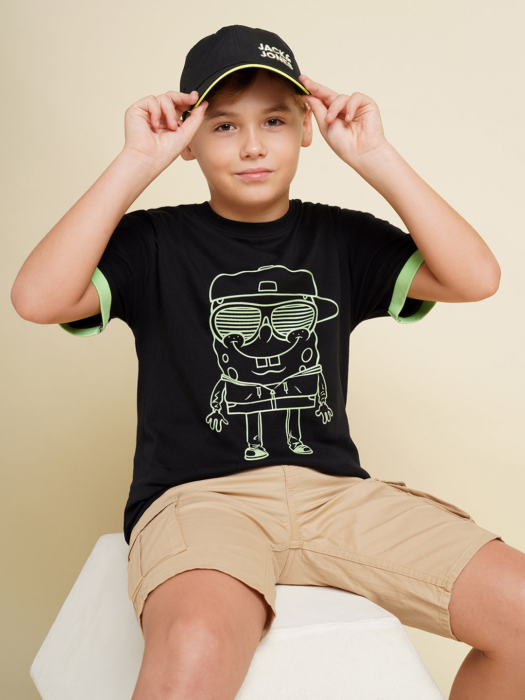 Boys Cotton Graphic Print T-Shirt In Jet Black With Contrast Cuffs